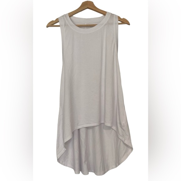 Athleta Essence Relaxed High Low Tank Sz Medium - Picture 5 of 8